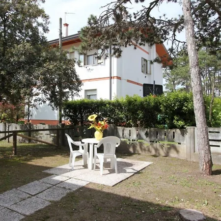 With Private Garden * Μπιμπιόνε