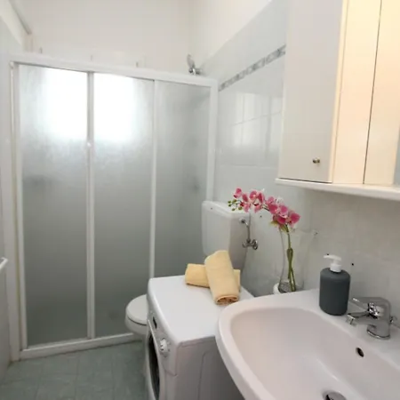 With Private Garden Διαμέρισμα *