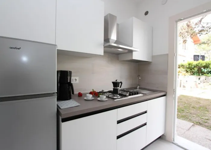 Appartamento With Private Garden